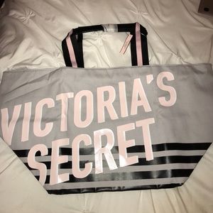 VICTORIA’S SECRET TOTE